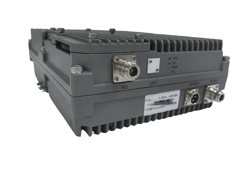  郧西三频手机信号接收器2000㎡